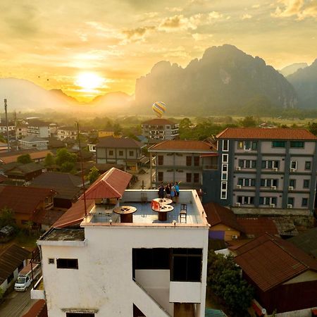Easy Go Backpacker Hostel Vang Vieng Zewnętrze zdjęcie
