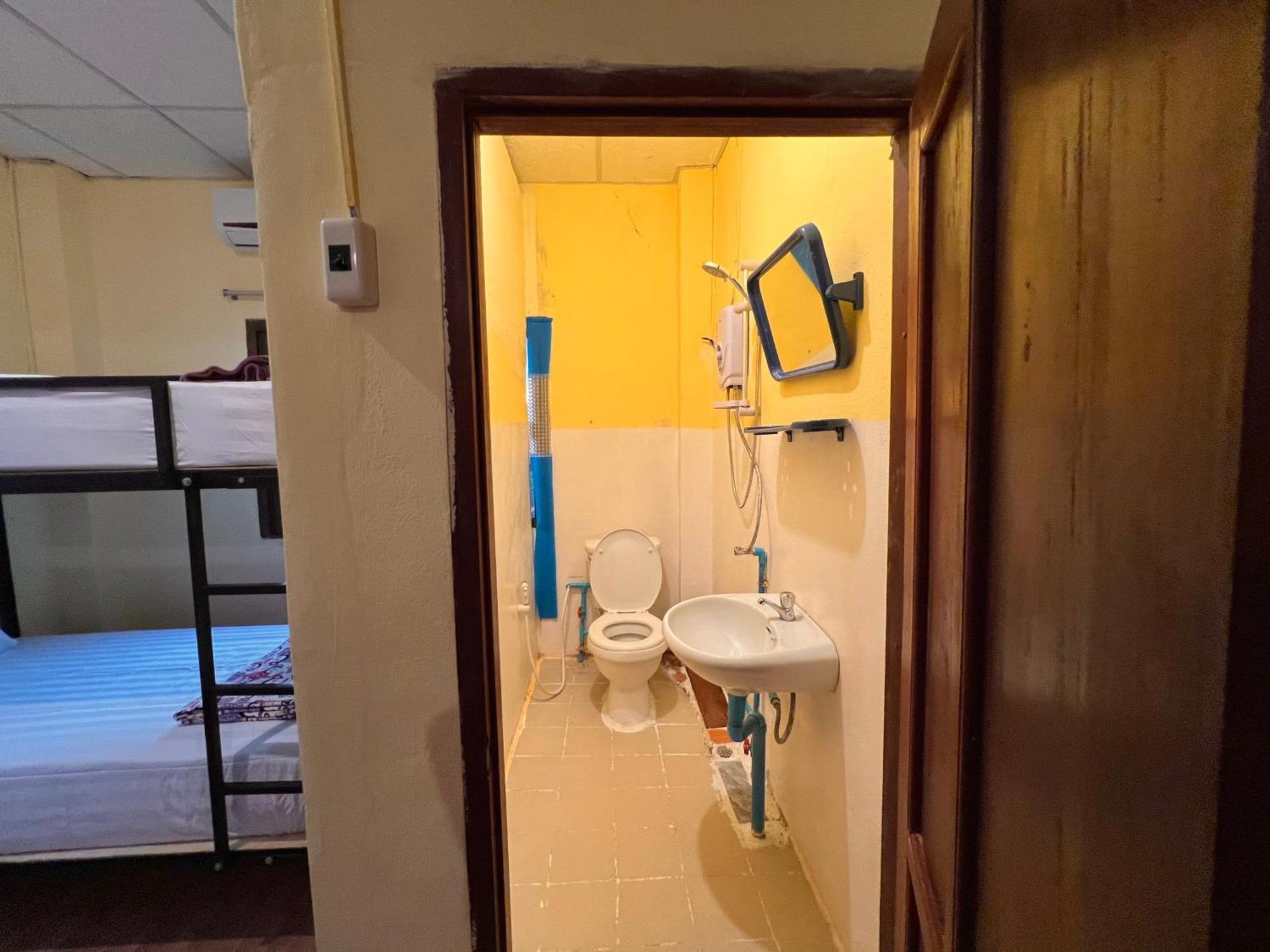 Easy Go Backpacker Hostel Vang Vieng Zewnętrze zdjęcie