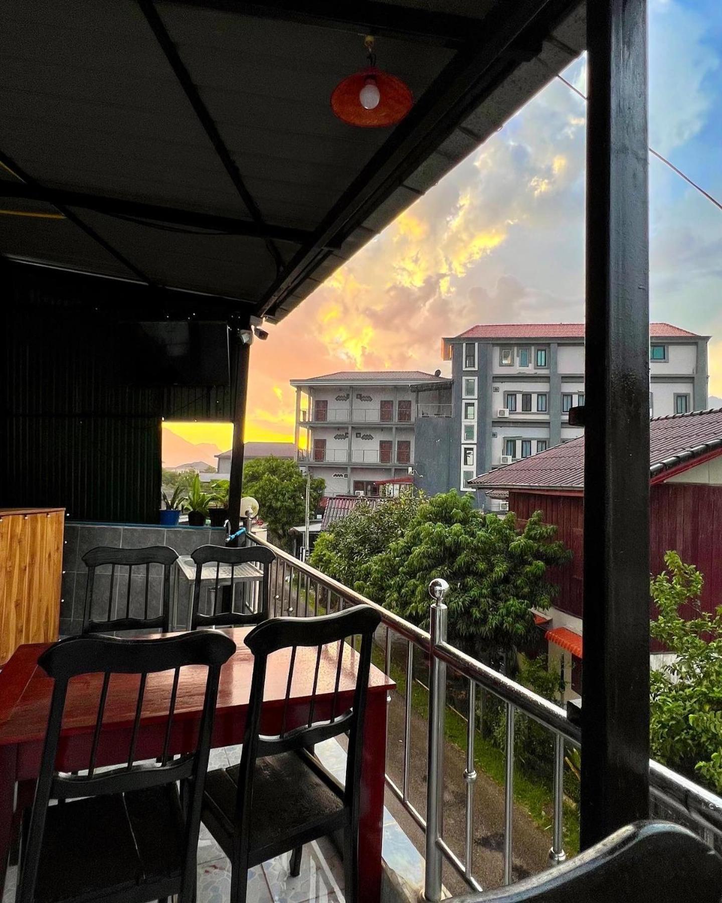 Easy Go Backpacker Hostel Vang Vieng Zewnętrze zdjęcie