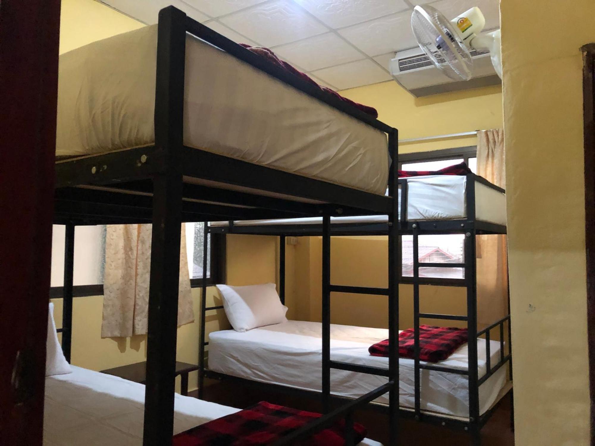 Easy Go Backpacker Hostel Vang Vieng Zewnętrze zdjęcie