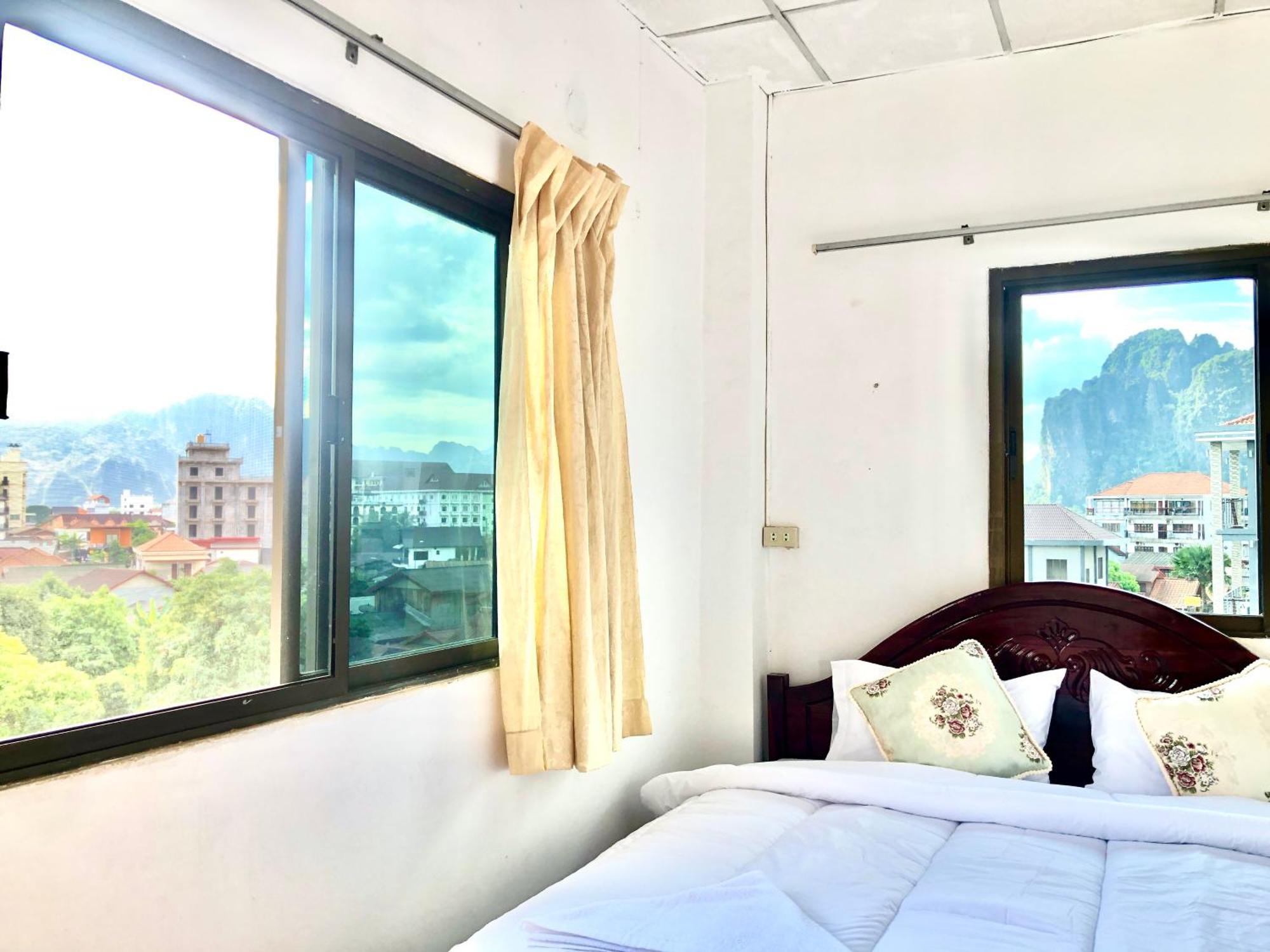 Easy Go Backpacker Hostel Vang Vieng Zewnętrze zdjęcie