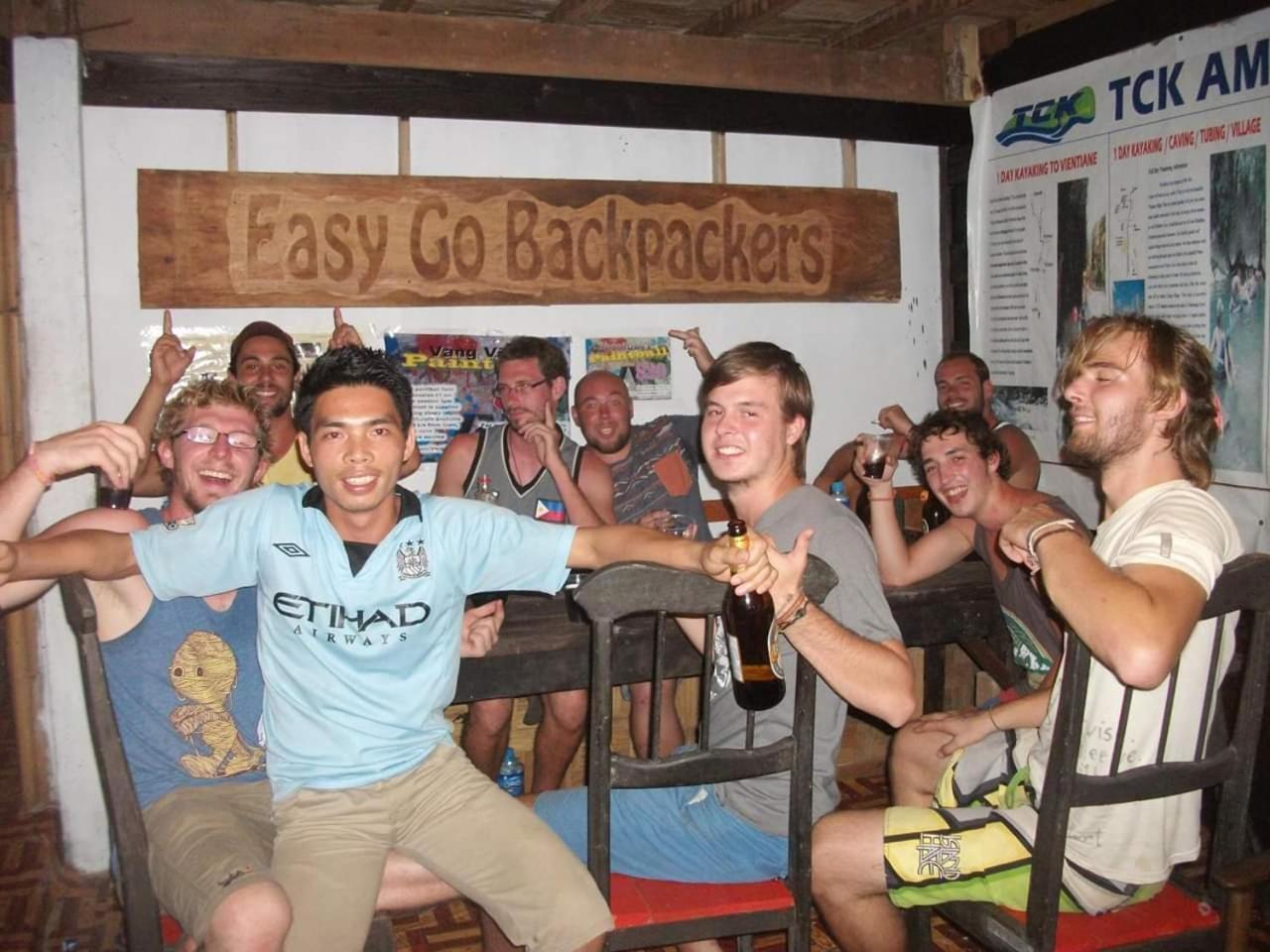 Easy Go Backpacker Hostel Vang Vieng Zewnętrze zdjęcie
